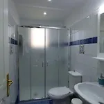 1 Apartament *