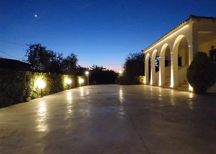 1 * Agios Leon